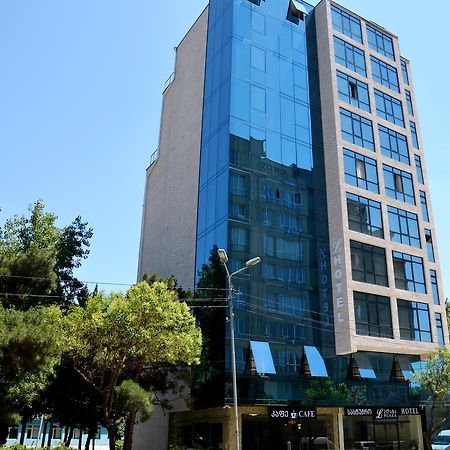 L Plaza Hotel Tbilisi Exterior foto